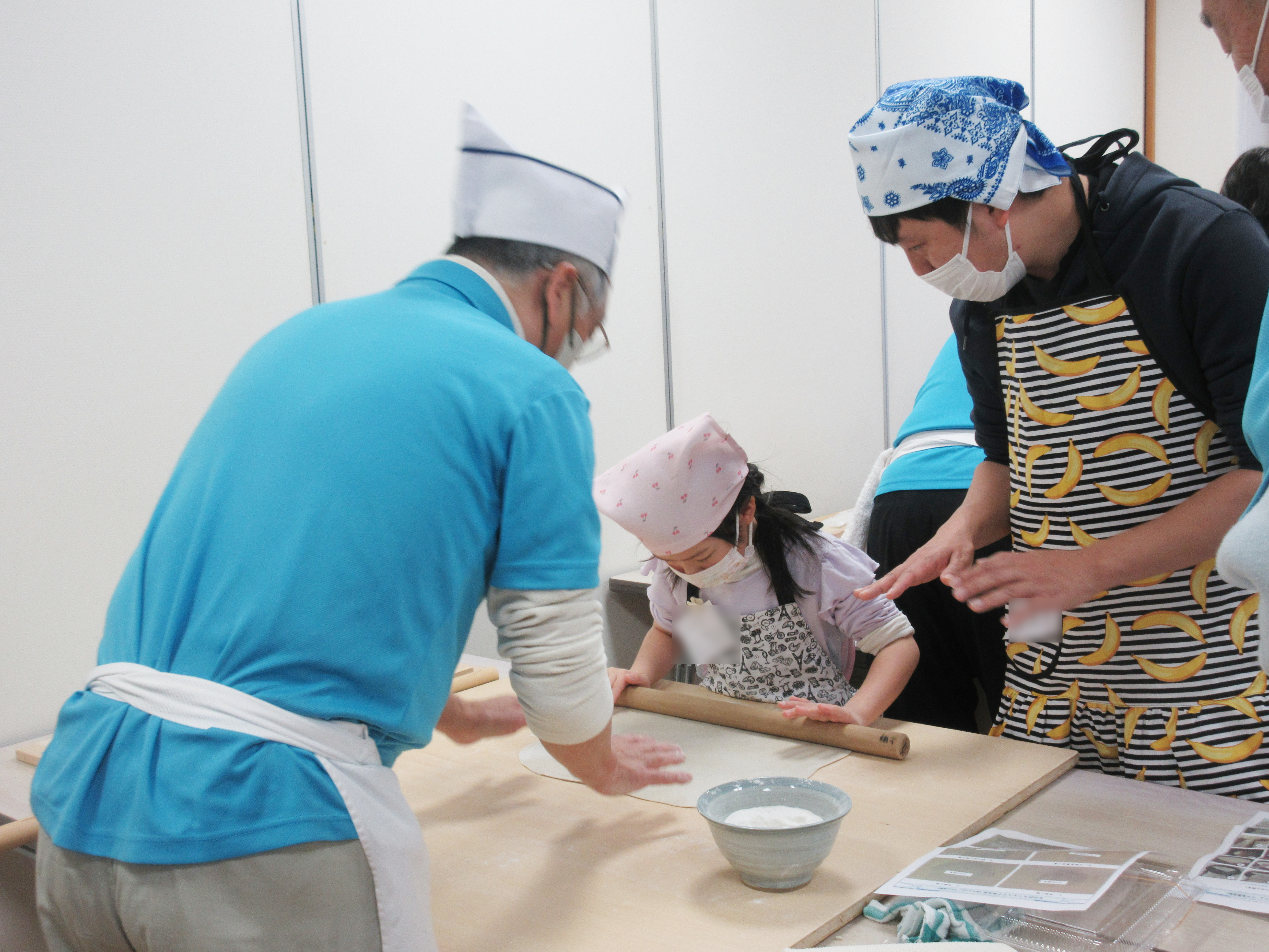 �N�z�����΂�e�q�őłƂ�