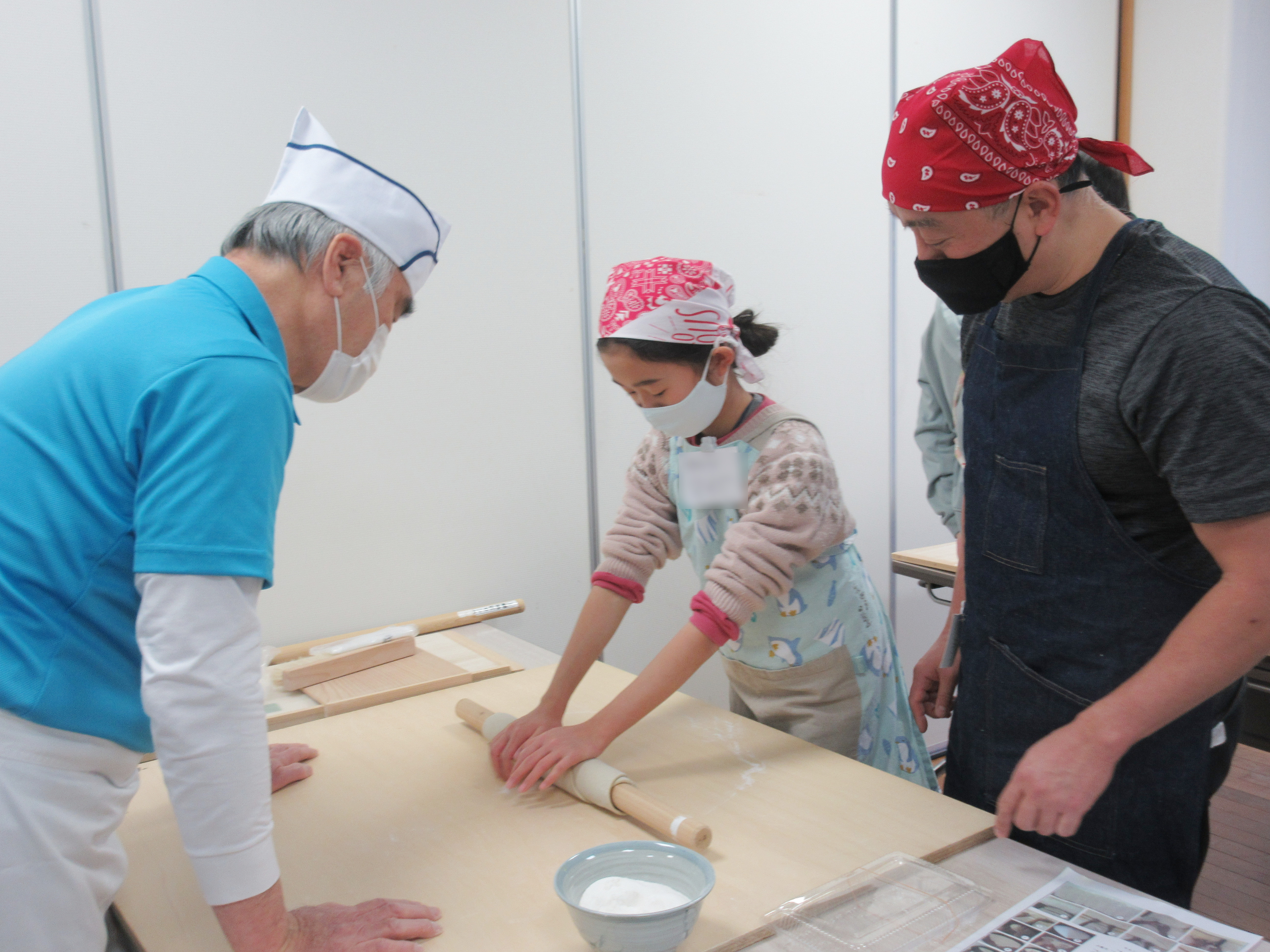 �N�z�����΂�e�q�őłƂ�