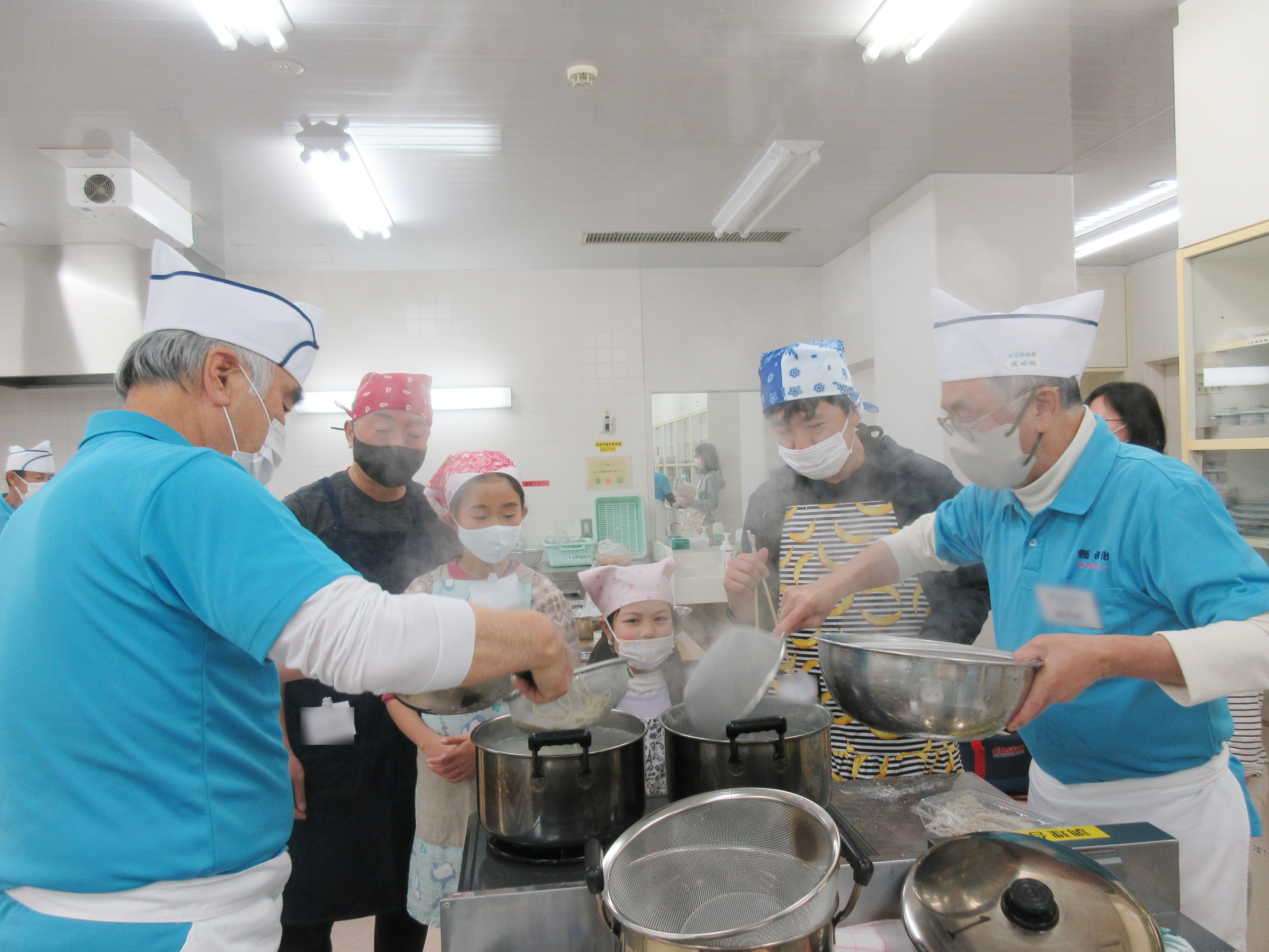 �N�z�����΂�e�q�őłƂ�