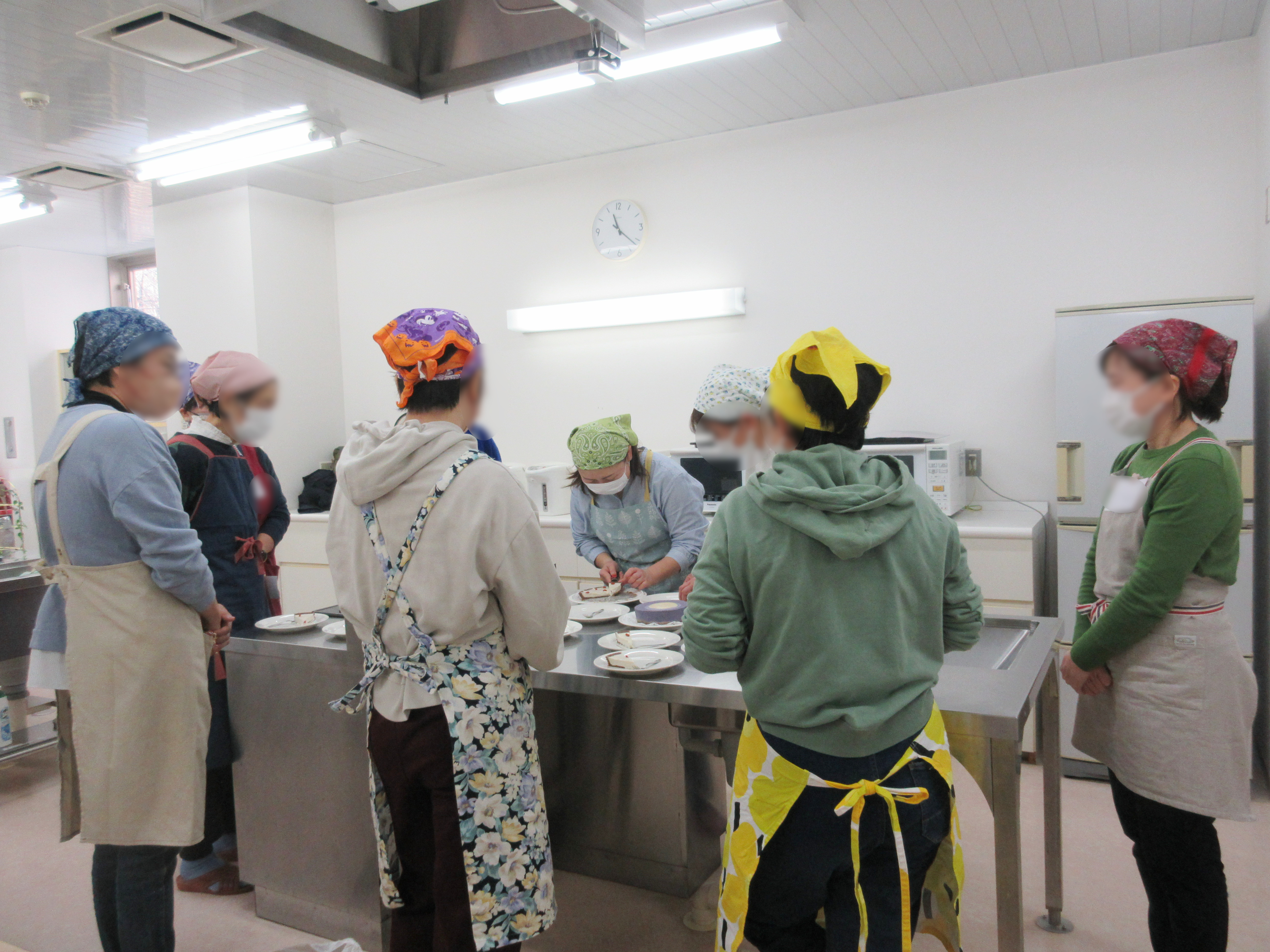 100���A�����̃`�[�Y�P�[�L���o���悤