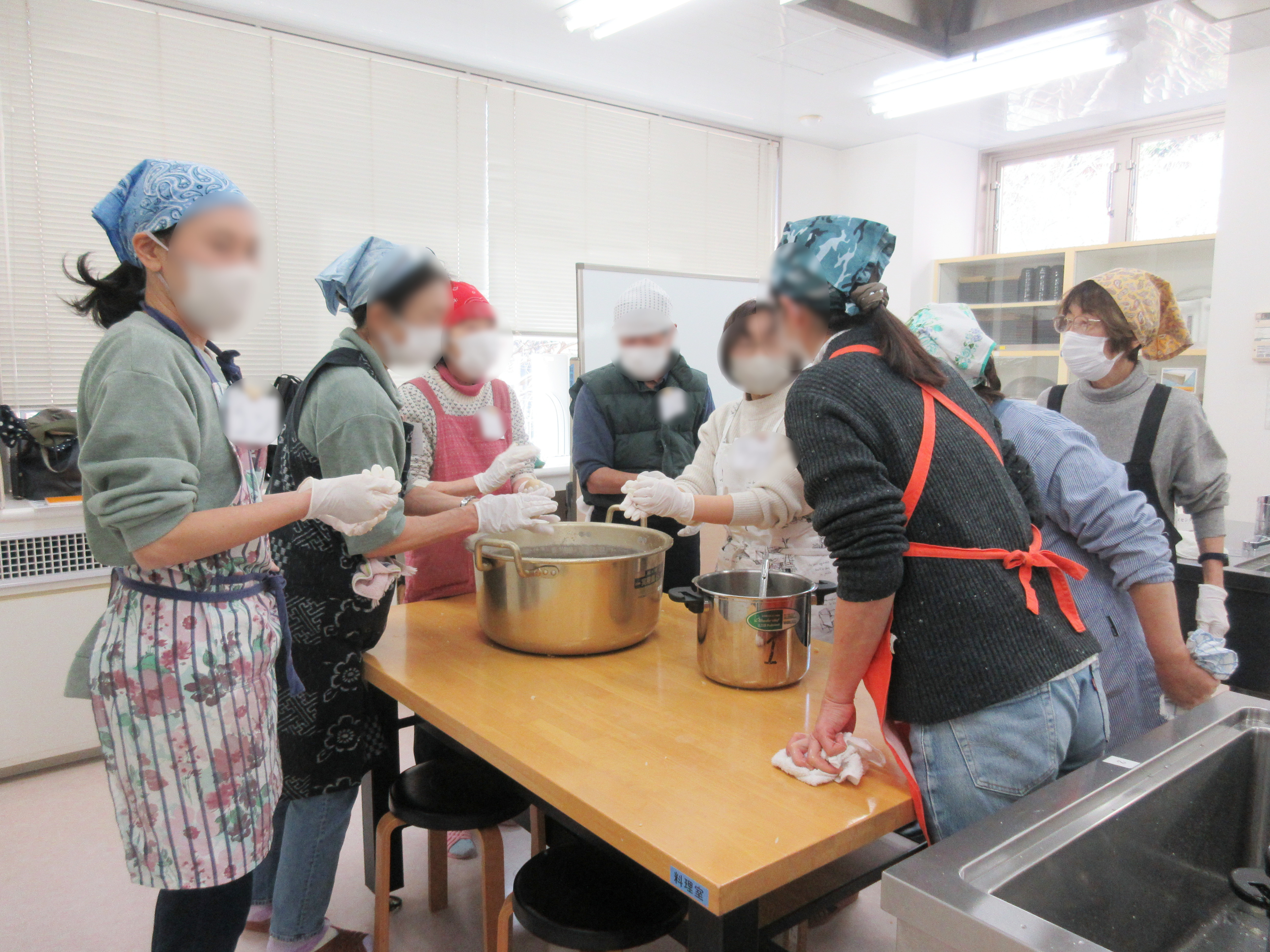 �č��ō��I �܂�₩�Ŕ����������X��苳��