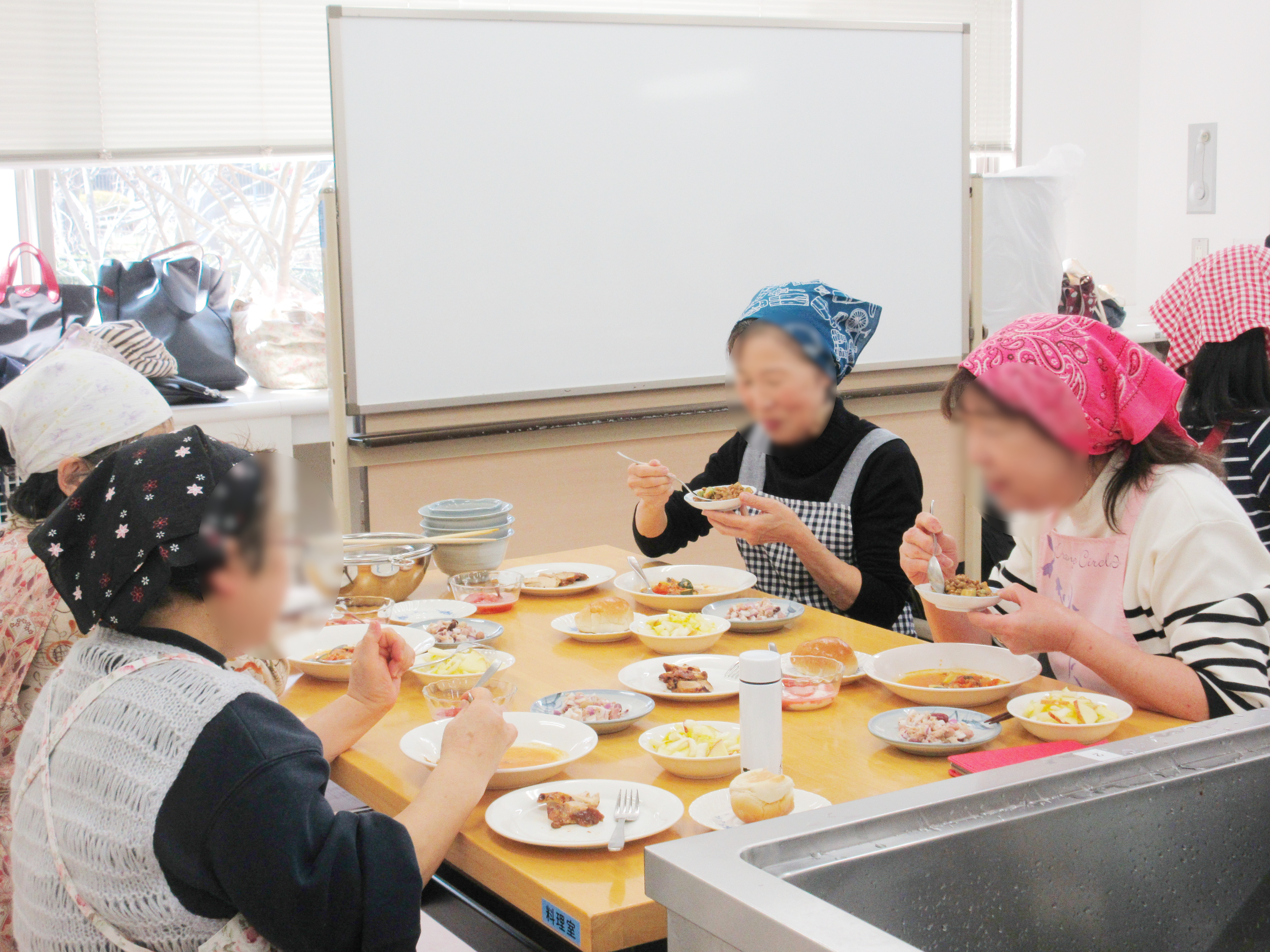 �ؓ�����闿��