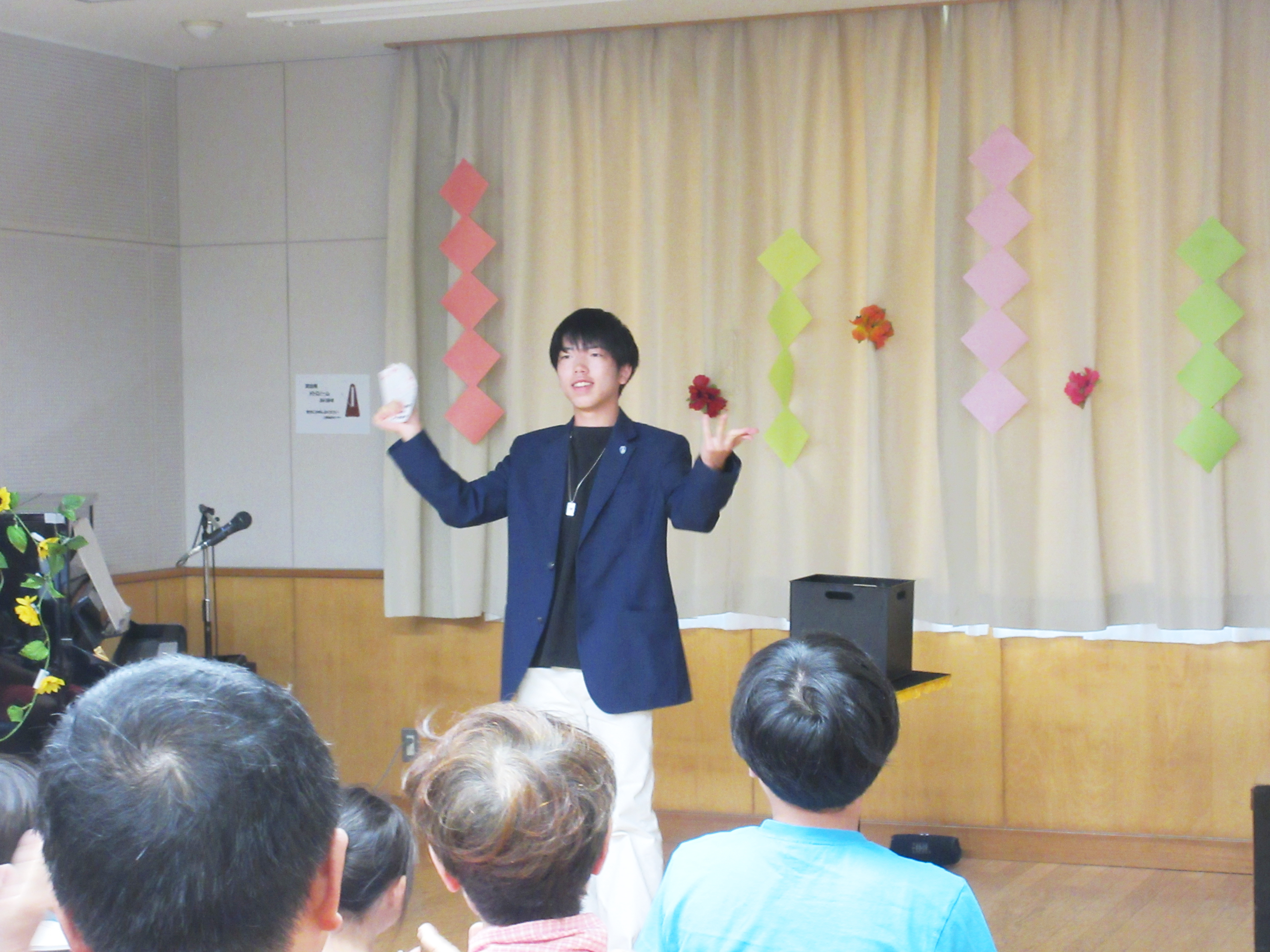 夏休みマジックショー&コンサート 夏休みマジックショー&コンサート