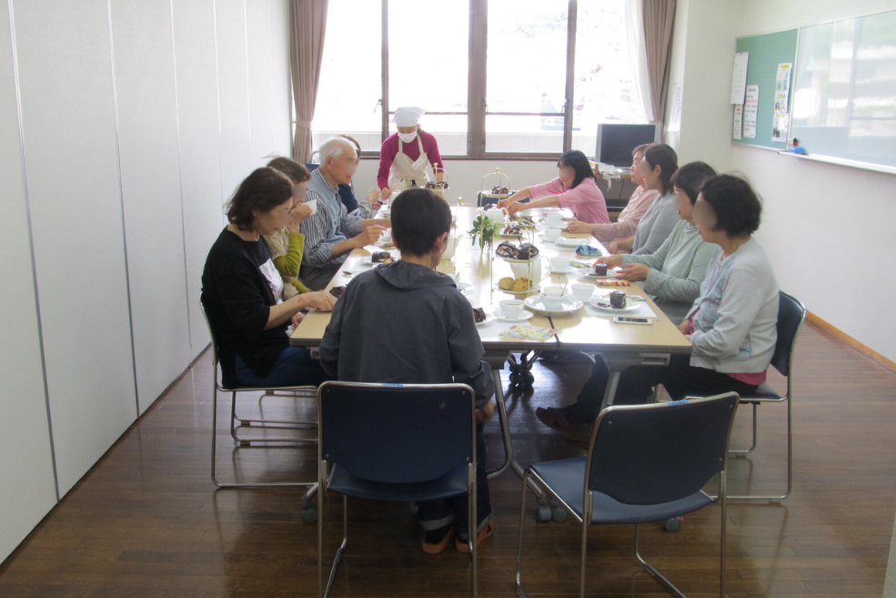 At^k[eB