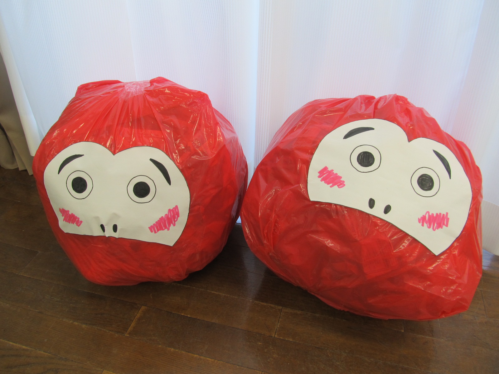 �������V��