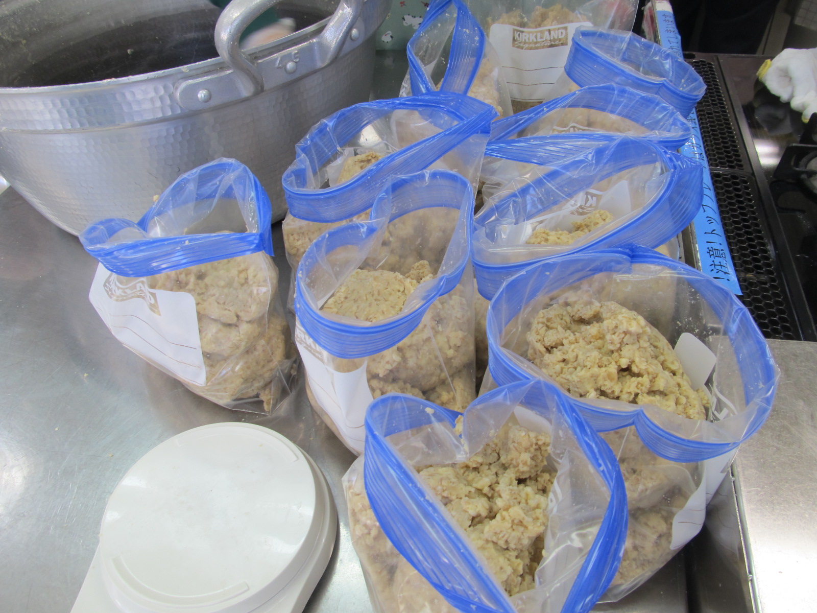 �����A��